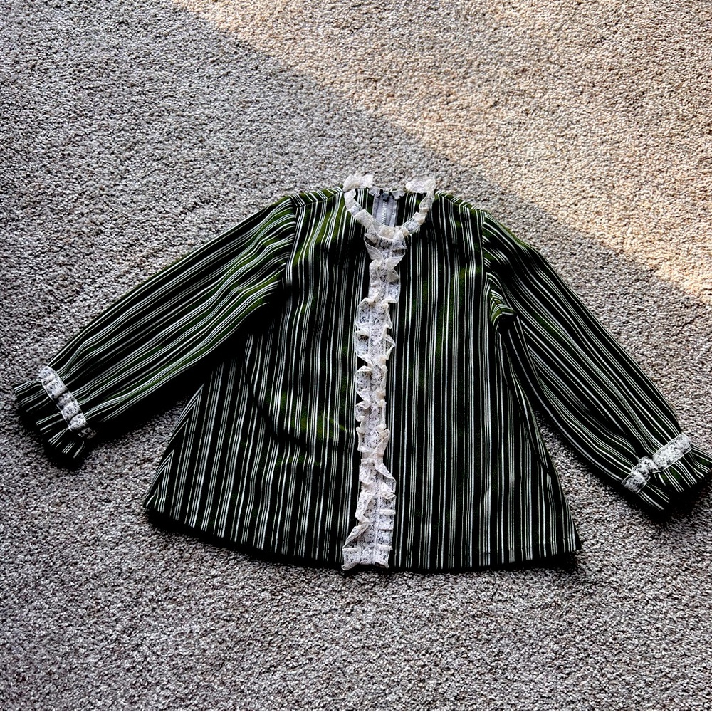 70s Vintage 2T Lace Long Sleeve Pinstripe Blouse
